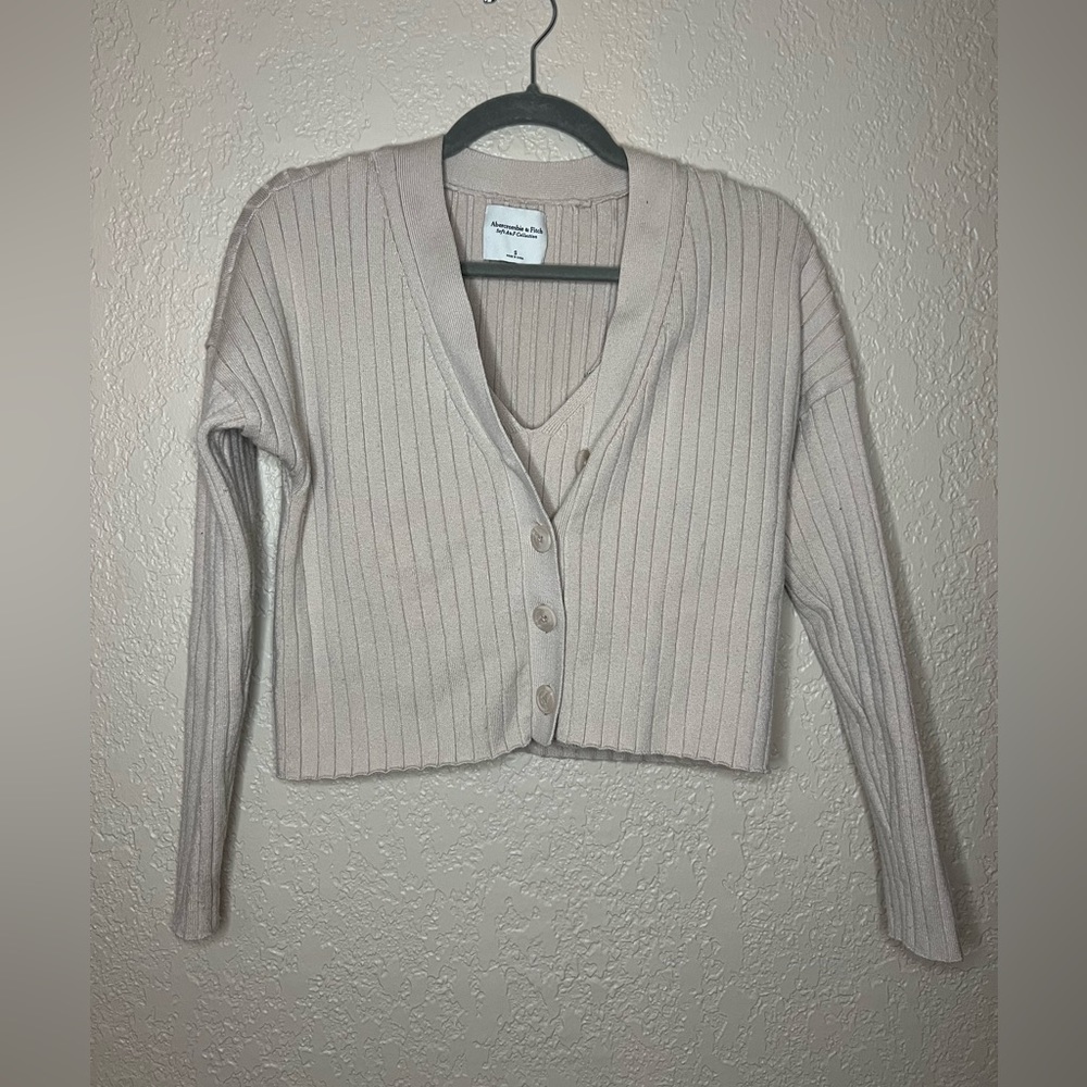 Abercrombie and Fitch Matching Sweater Cardigan Tank Top Set